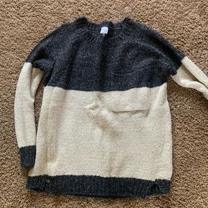 Heather Grey and Cream Sweater with Pocket